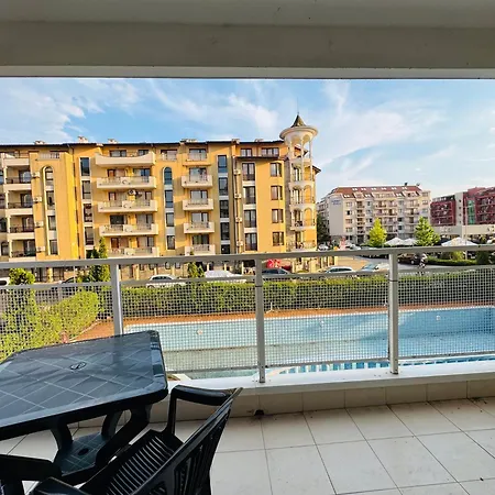 Apartman Sunny Hоuse 104 One Bedroom